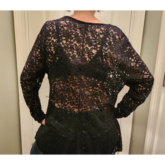 Elegant Black Lace Women's Top - Picture 6 of 12